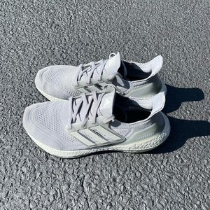Adidas Ultraboost 21